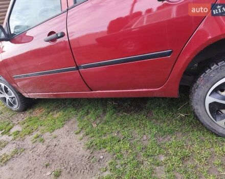 Красный ВАЗ 1117 Калина, объемом двигателя 1.6 л и пробегом 250 тыс. км за 1650 $, фото 9 на Automoto.ua