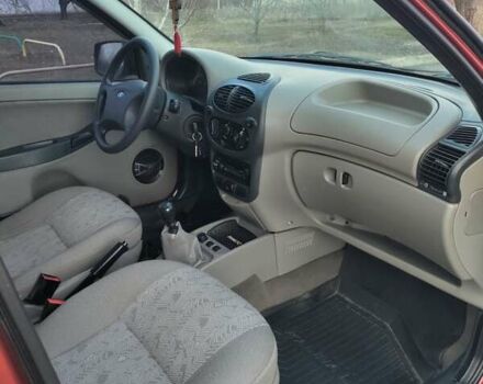 Красный ВАЗ 1117 Калина, объемом двигателя 1.4 л и пробегом 88 тыс. км за 3600 $, фото 10 на Automoto.ua