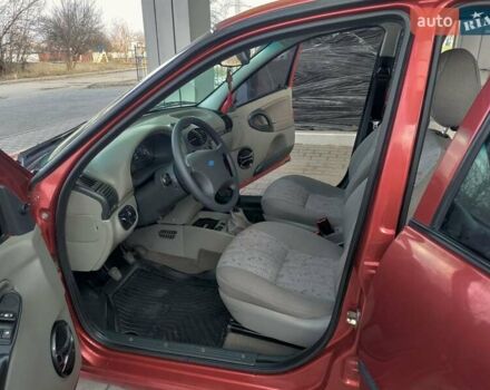 Красный ВАЗ 1117 Калина, объемом двигателя 1.4 л и пробегом 88 тыс. км за 3600 $, фото 25 на Automoto.ua