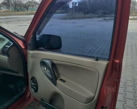 Красный ВАЗ 1117 Калина, объемом двигателя 1.4 л и пробегом 88 тыс. км за 3600 $, фото 19 на Automoto.ua