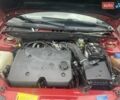 Красный ВАЗ 1117 Калина, объемом двигателя 1.4 л и пробегом 153 тыс. км за 2000 $, фото 3 на Automoto.ua
