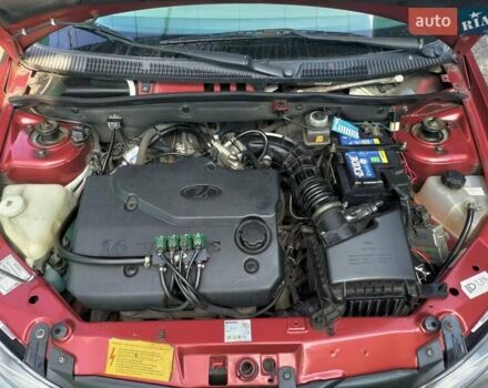 Красный ВАЗ 1117 Калина, объемом двигателя 1.4 л и пробегом 88 тыс. км за 3600 $, фото 31 на Automoto.ua