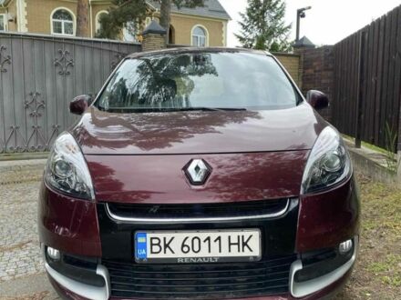 ВАЗ 1117 Калина 2012 в Буче на Automoto.ua Красный ВАЗ 1117 Калина, объемом двигателя 1.5 л и пробегом 250 тыс. км за 7000 $, фото 1 на Automoto.ua