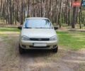 Желтый ВАЗ 1117 Калина, объемом двигателя 1.6 л и пробегом 242 тыс. км за 2300 $, фото 1 на Automoto.ua