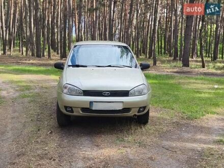 ВАЗ 1117 Калина 2008 у Черкасах на Automoto.ua Жовтий ВАЗ 1117 Калина, об'ємом двигуна 1.6 л та пробігом 242 тис. км за 2300 $, фото 1 на Automoto.ua