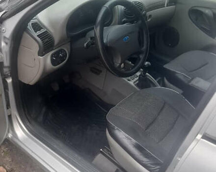 Серый ВАЗ 1117 Калина, объемом двигателя 1.6 л и пробегом 215 тыс. км за 1500 $, фото 6 на Automoto.ua