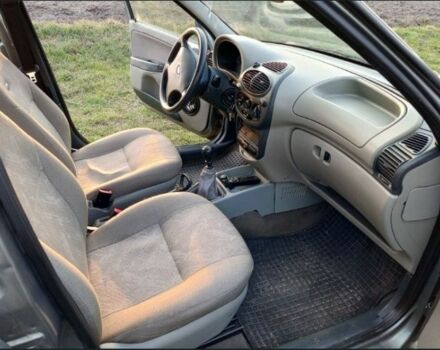 Серый ВАЗ 1117 Калина, объемом двигателя 1.4 л и пробегом 150 тыс. км за 1350 $, фото 11 на Automoto.ua