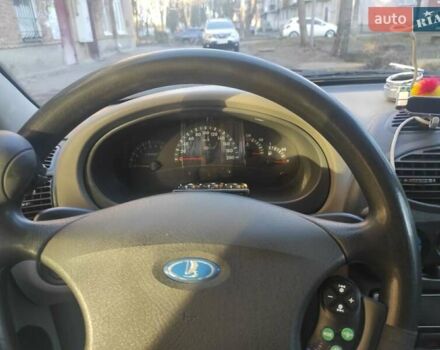 Серый ВАЗ 1117 Калина, объемом двигателя 1.6 л и пробегом 210 тыс. км за 2300 $, фото 9 на Automoto.ua