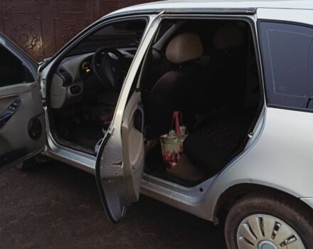 Серый ВАЗ 1117 Калина, объемом двигателя 1.5 л и пробегом 188 тыс. км за 2000 $, фото 6 на Automoto.ua