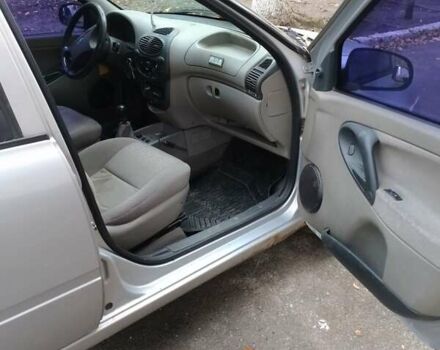 Серый ВАЗ 1117 Калина, объемом двигателя 1.6 л и пробегом 270 тыс. км за 1500 $, фото 2 на Automoto.ua