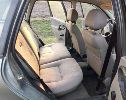 Серый ВАЗ 1117 Калина, объемом двигателя 1.4 л и пробегом 150 тыс. км за 1350 $, фото 10 на Automoto.ua