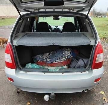 Серый ВАЗ 1117 Калина, объемом двигателя 1.6 л и пробегом 202 тыс. км за 2200 $, фото 3 на Automoto.ua