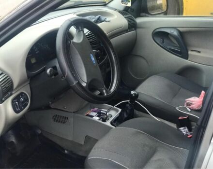 Серый ВАЗ 1117 Калина, объемом двигателя 1.4 л и пробегом 154 тыс. км за 1399 $, фото 4 на Automoto.ua