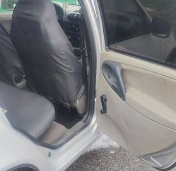 Серый ВАЗ 1117 Калина, объемом двигателя 1.39 л и пробегом 140 тыс. км за 2600 $, фото 13 на Automoto.ua