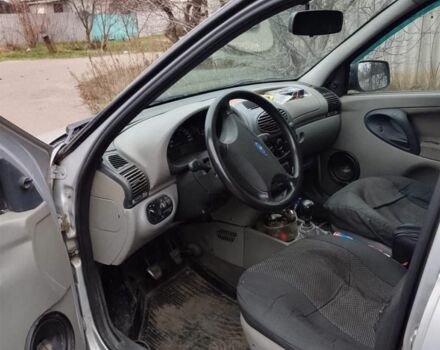 Серый ВАЗ 1117 Калина, объемом двигателя 1.6 л и пробегом 173 тыс. км за 2500 $, фото 5 на Automoto.ua