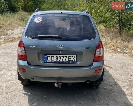 Серый ВАЗ 1117 Калина, объемом двигателя 1.39 л и пробегом 112 тыс. км за 4200 $, фото 2 на Automoto.ua