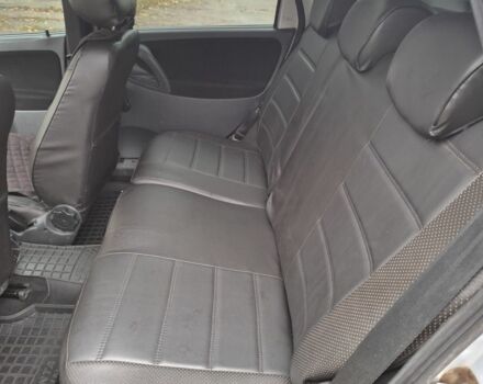 ВАЗ 1117 Калина 2012 в Кролевце на Automoto.ua Серый ВАЗ 1117 Калина, объемом двигателя 1.4 л и пробегом 124 тыс. км за 2800 $, фото 4 на Automoto.ua