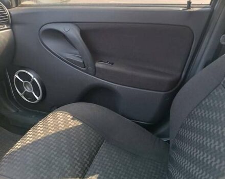 Сірий ВАЗ 1117 Калина, об'ємом двигуна 1.39 л та пробігом 153 тис. км за 2800 $, фото 4 на Automoto.ua
