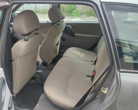 Серый ВАЗ 1117 Калина, объемом двигателя 1.4 л и пробегом 102 тыс. км за 2800 $, фото 4 на Automoto.ua