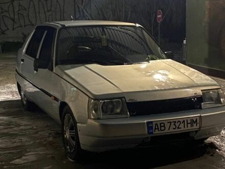 Серый ВАЗ 1117 Калина, объемом двигателя 1 л и пробегом 250 тыс. км за 1100 $, фото 1 на Automoto.ua