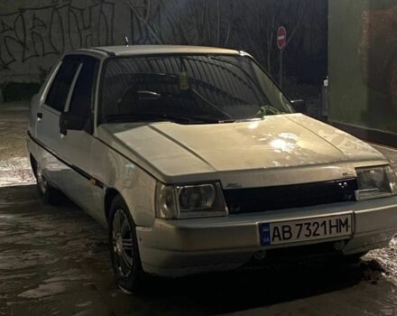 Серый ВАЗ 1117 Калина, объемом двигателя 1 л и пробегом 250 тыс. км за 1100 $, фото 1 на Automoto.ua