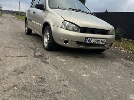 Серый ВАЗ 1117 Калина, объемом двигателя 1.6 л и пробегом 352 тыс. км за 1750 $, фото 1 на Automoto.ua