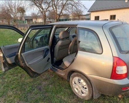 Сірий ВАЗ 1117 Калина, об'ємом двигуна 1.4 л та пробігом 150 тис. км за 1350 $, фото 1 на Automoto.ua