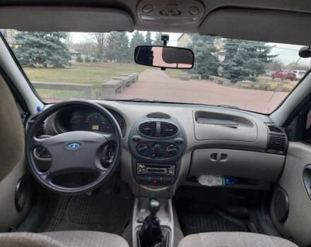 Серый ВАЗ 1117 Калина, объемом двигателя 1.4 л и пробегом 238 тыс. км за 1800 $, фото 1 на Automoto.ua