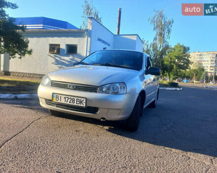 Сірий ВАЗ 1117 Калина, об'ємом двигуна 1.39 л та пробігом 520 тис. км за 3800 $, фото 1 на Automoto.ua