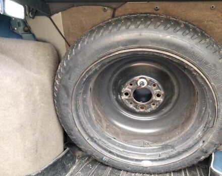 Синий ВАЗ 1117 Калина, объемом двигателя 1.39 л и пробегом 140 тыс. км за 2000 $, фото 3 на Automoto.ua