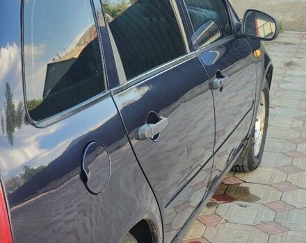 Синій ВАЗ 1117 Калина, об'ємом двигуна 1.6 л та пробігом 250 тис. км за 2000 $, фото 2 на Automoto.ua