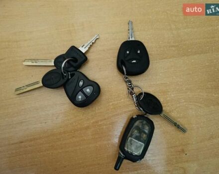 Синій ВАЗ 1117 Калина, об'ємом двигуна 1.6 л та пробігом 112 тис. км за 3000 $, фото 15 на Automoto.ua