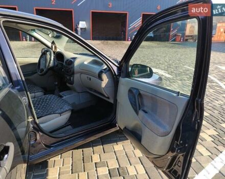 Синій ВАЗ 1117 Калина, об'ємом двигуна 1.6 л та пробігом 290 тис. км за 2600 $, фото 9 на Automoto.ua