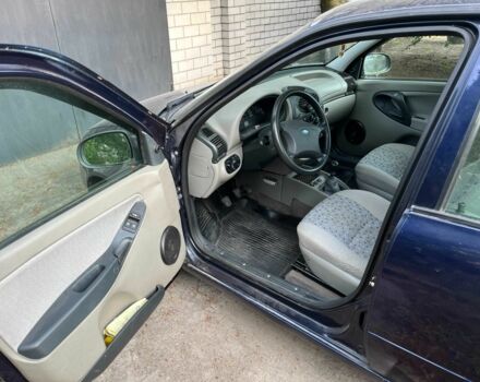 Синий ВАЗ 1117 Калина, объемом двигателя 1.6 л и пробегом 120 тыс. км за 2100 $, фото 9 на Automoto.ua