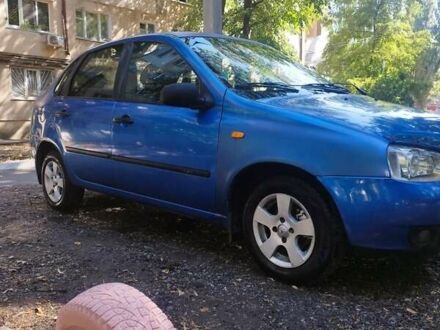 Синий ВАЗ 1117 Калина, объемом двигателя 1.6 л и пробегом 180 тыс. км за 1700 $, фото 1 на Automoto.ua