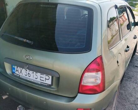 Зеленый ВАЗ 1117 Калина, объемом двигателя 1.39 л и пробегом 234 тыс. км за 2800 $, фото 4 на Automoto.ua