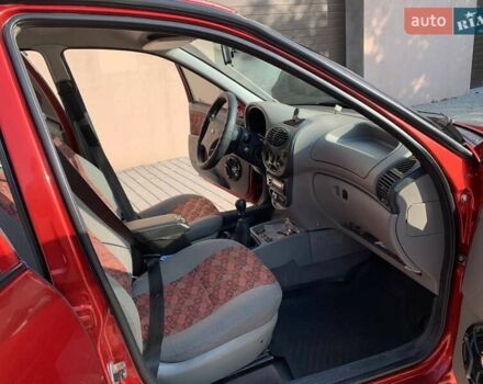 Красный ВАЗ 1118, объемом двигателя 1.4 л и пробегом 125 тыс. км за 2850 $, фото 7 на Automoto.ua