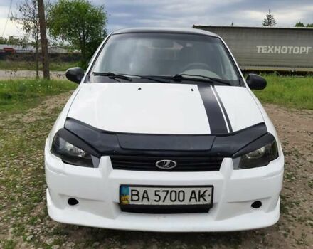 Білий ВАЗ 1119 Калина, об'ємом двигуна 1.6 л та пробігом 243 тис. км за 1800 $, фото 6 на Automoto.ua