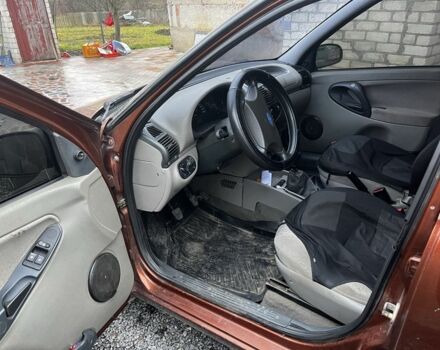 Коричневий ВАЗ 1119 Калина, об'ємом двигуна 1.6 л та пробігом 156 тис. км за 1400 $, фото 7 на Automoto.ua