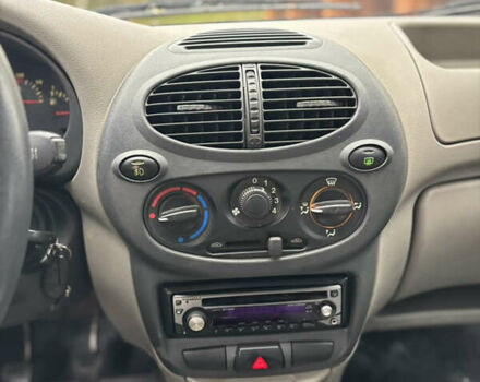 Красный ВАЗ 1119 Калина, объемом двигателя 1.6 л и пробегом 24 тыс. км за 4200 $, фото 17 на Automoto.ua