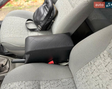 Красный ВАЗ 1119 Калина, объемом двигателя 1.6 л и пробегом 24 тыс. км за 4200 $, фото 14 на Automoto.ua