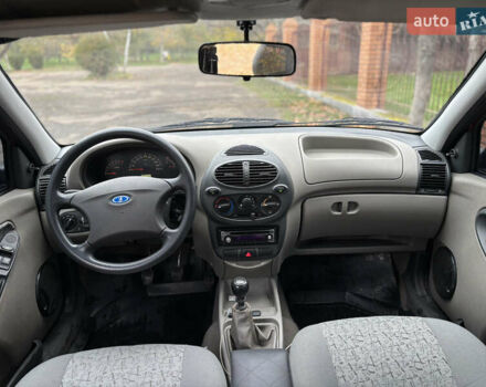 Красный ВАЗ 1119 Калина, объемом двигателя 1.6 л и пробегом 24 тыс. км за 4200 $, фото 15 на Automoto.ua