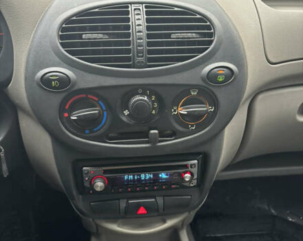 Красный ВАЗ 1119 Калина, объемом двигателя 1.6 л и пробегом 24 тыс. км за 4200 $, фото 51 на Automoto.ua