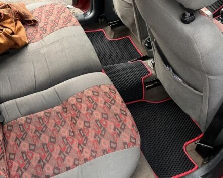 Красный ВАЗ 1119 Калина, объемом двигателя 1.6 л и пробегом 240 тыс. км за 2700 $, фото 2 на Automoto.ua