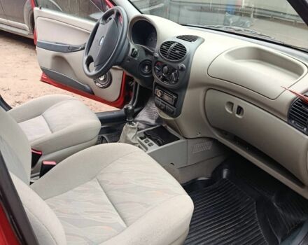 ВАЗ 1119 Калина 2010 в Конотопе на Automoto.ua Красный ВАЗ 1119 Калина, объемом двигателя 1.4 л и пробегом 29 тыс. км за 3500 $, фото 7 на Automoto.ua