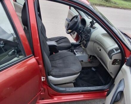 Червоний ВАЗ 1119 Калина, об'ємом двигуна 1.6 л та пробігом 112 тис. км за 1535 $, фото 11 на Automoto.ua