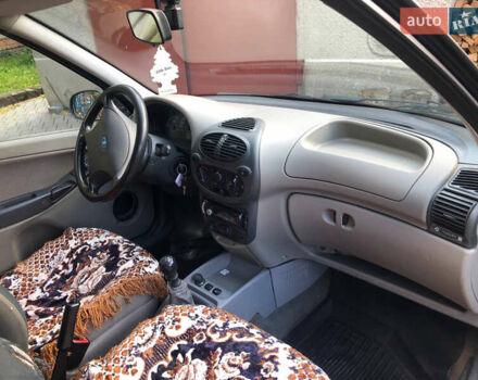 ВАЗ 1119 Калина, объемом двигателя 1.4 л и пробегом 156 тыс. км за 2000 $, фото 3 на Automoto.ua