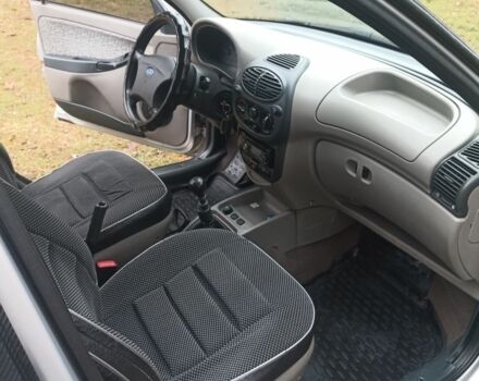 Серый ВАЗ 1119 Калина, объемом двигателя 1.6 л и пробегом 186 тыс. км за 1600 $, фото 3 на Automoto.ua