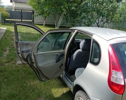 Сірий ВАЗ 1119 Калина, об'ємом двигуна 1.6 л та пробігом 130 тис. км за 1950 $, фото 6 на Automoto.ua