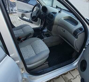 ВАЗ 1119 Калина 2007 в Трускавце на Automoto.ua Серый ВАЗ 1119 Калина, объемом двигателя 1.6 л и пробегом 160 тыс. км за 2500 $, фото 14 на Automoto.ua